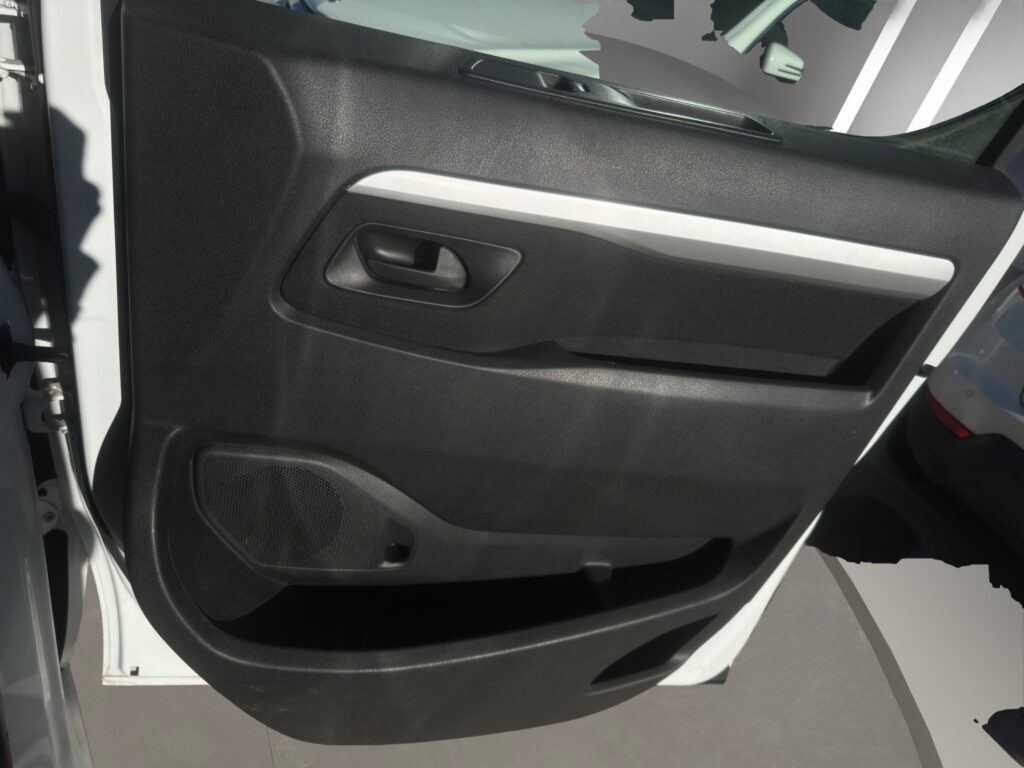 VE7VEAHKBM7809671_17_converted