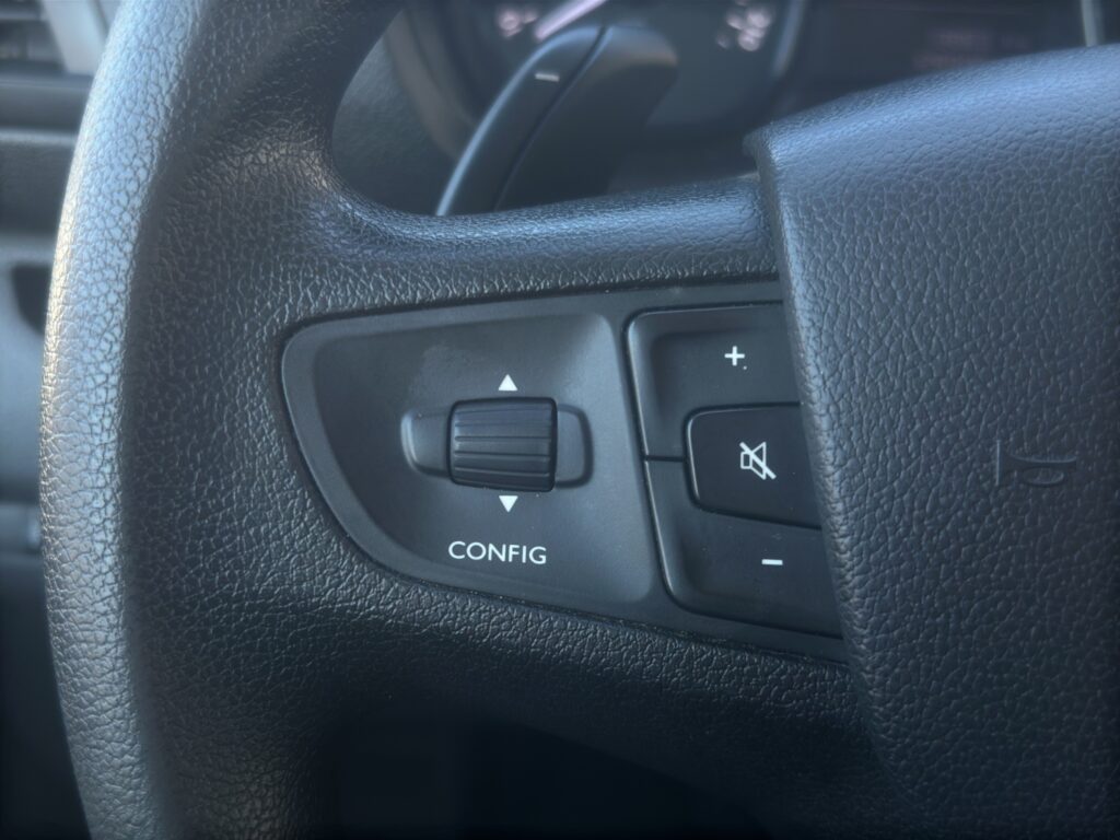 VE7VEAHKBM7809671_22_converted