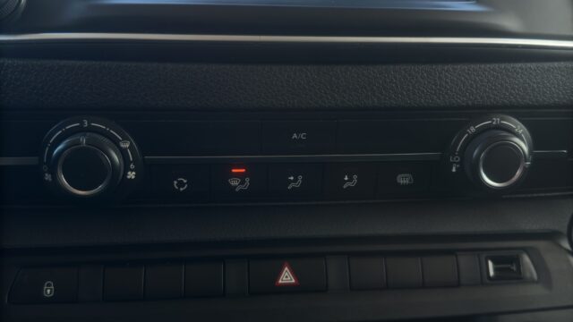 VE7VEAHKBM7809671_25_converted