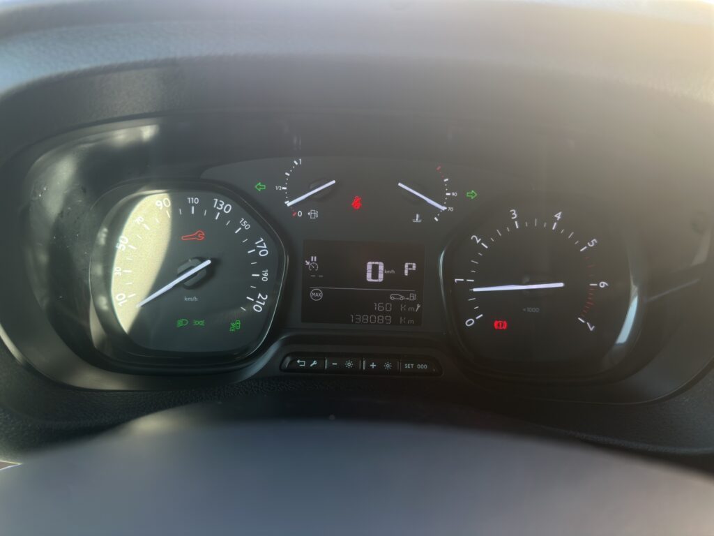 VF3VFAHK8M7844755_11_converted