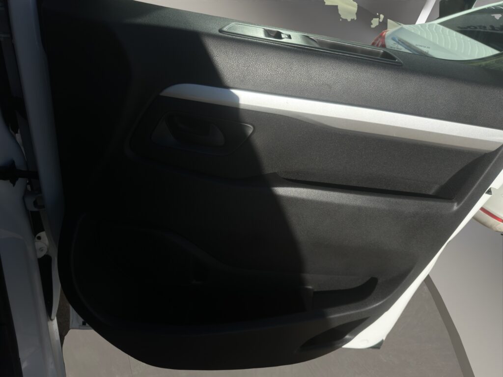 VF3VFAHK8M7844755_17_converted