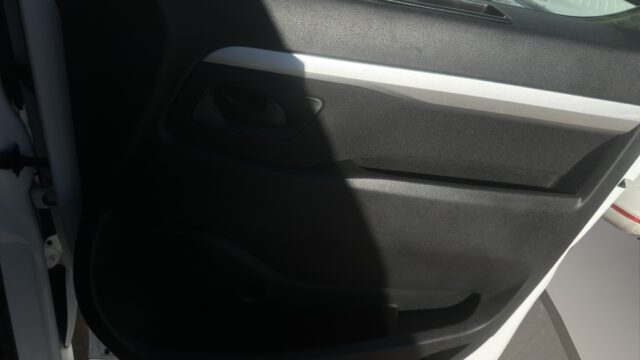 VF3VFAHK8M7844755_17_converted