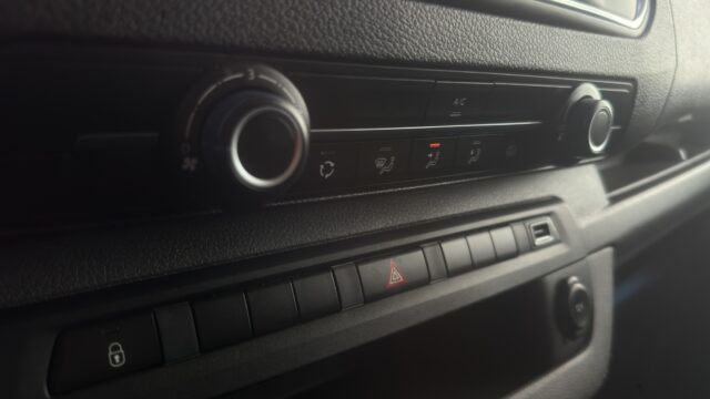 VF3VFAHK8M7844755_24_converted