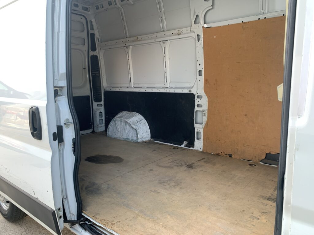 VF3YDBNFC12T72124_13_converted