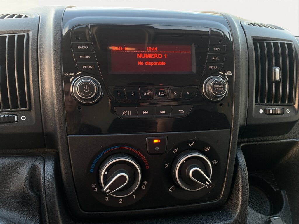 VF3YDBNFC12T72124_15_converted