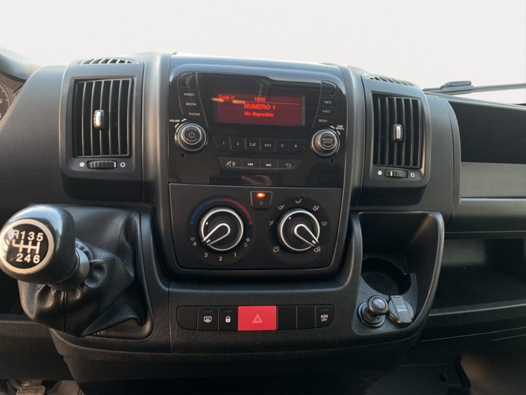 VF3YDBNFC12T72124_16_converted