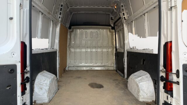 VF3YDBNFC12T72124_19_converted