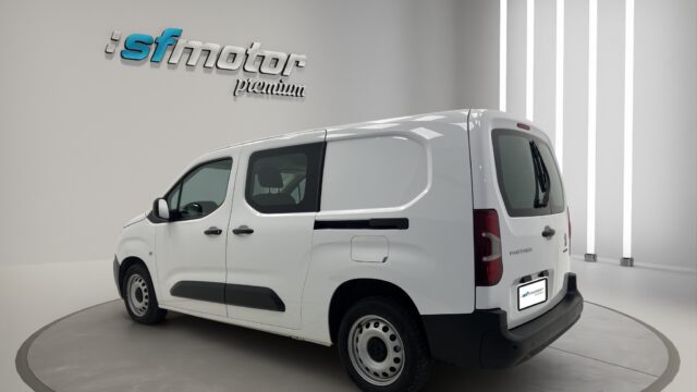 VR3EFYHYCMJ745750_04_converted