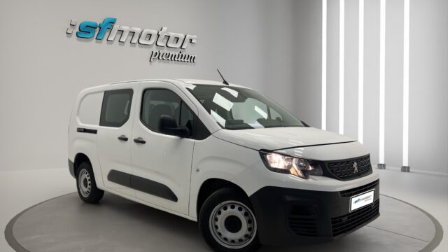 VR3EFYHYCMJ745750_08_converted