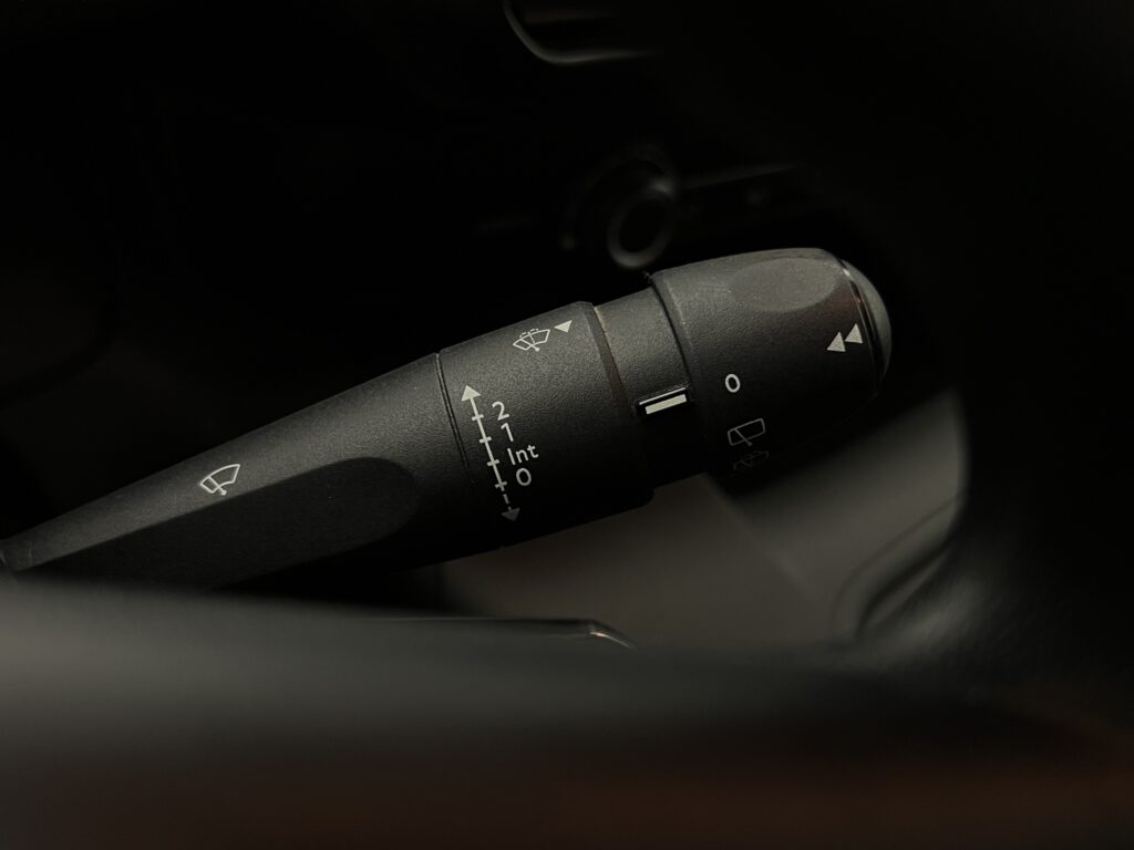 VR3EFYHYCMJ745750_23_converted