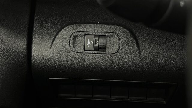 VR3EFYHYCMJ745750_26_converted