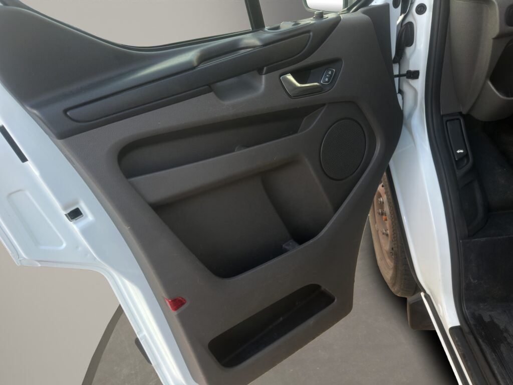 WE0YXXTTGYMR85928_12_converted