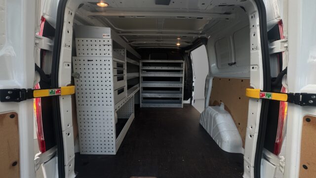 WE0YXXTTGYMR85928_18_converted