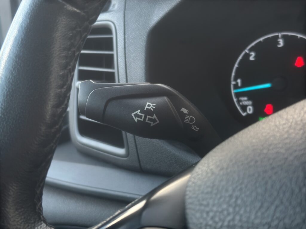 WE0YXXTTGYMR85928_25_converted