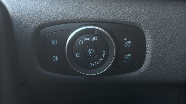 WE0YXXTTGYMR85928_26_converted