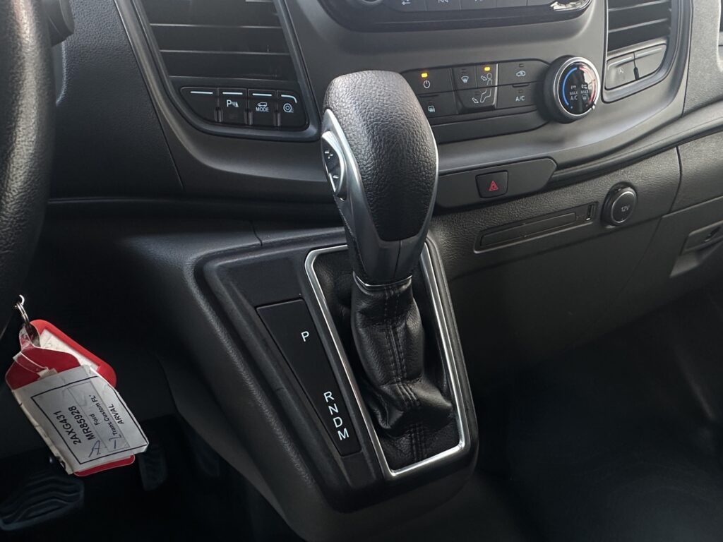 WE0YXXTTGYMR85928_29_converted