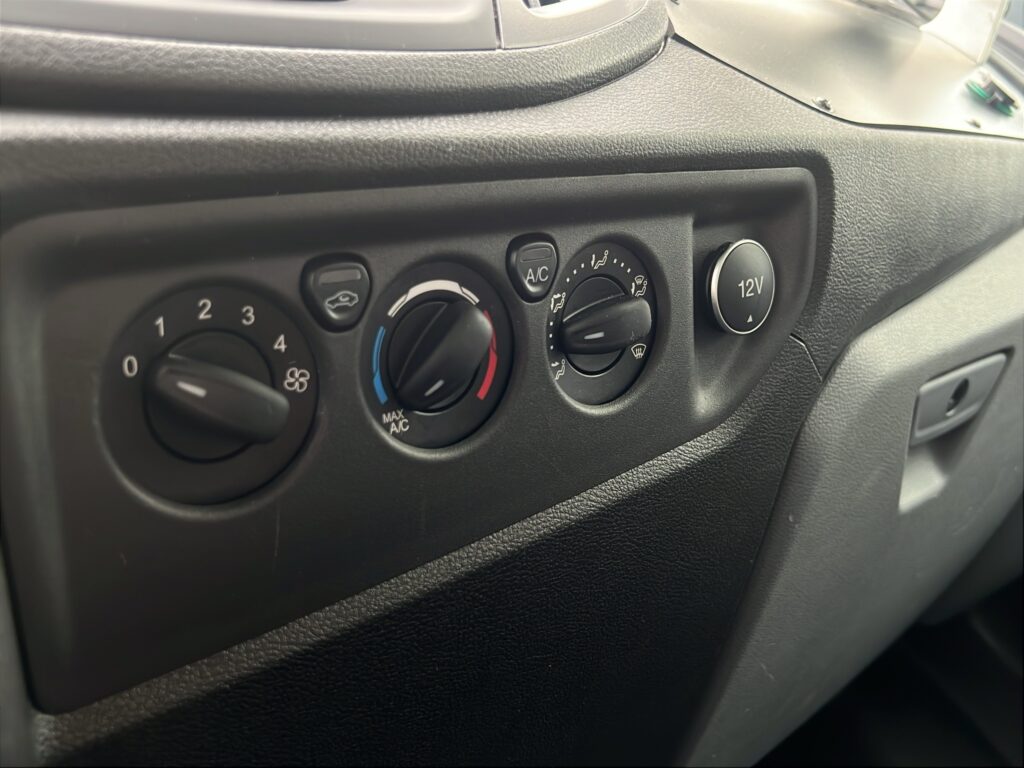 WF0XXXTTGXKD80642_14_converted