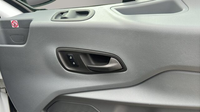 WF0XXXTTGXKD80642_18_converted