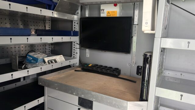 WF0XXXTTGXKD80642_23_converted