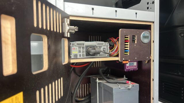 WF0XXXTTGXKD80642_28_converted