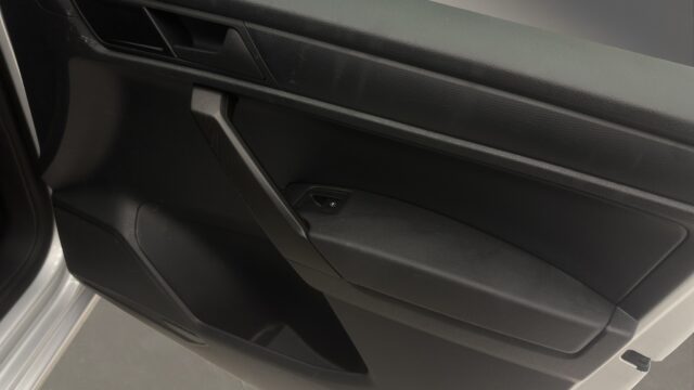 WW1ZZZ2KZLX111785_16_converted