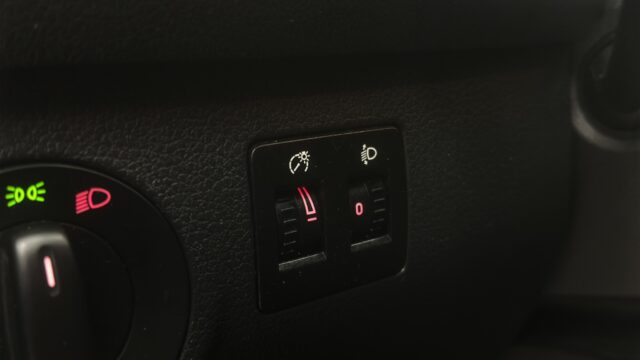 WW1ZZZ2KZLX111785_27_converted