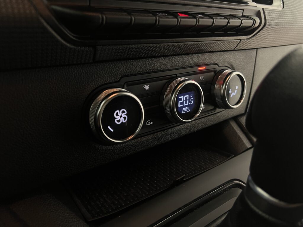 YF1RFK00269010114_25_converted